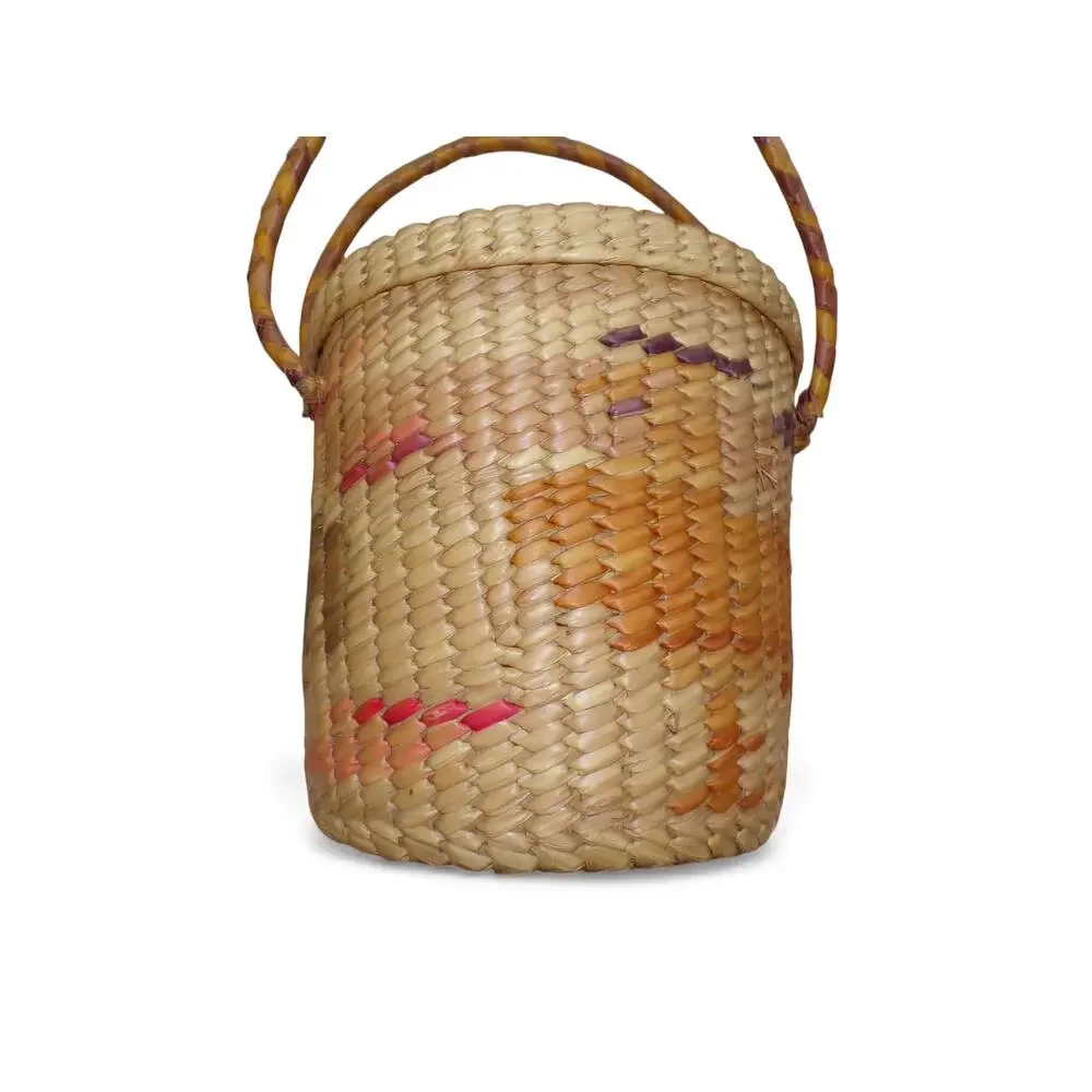 Lidded Basket with Handles Designs 9.5